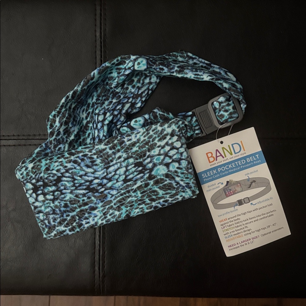 Women's Bandi Pocketed Belt NWT